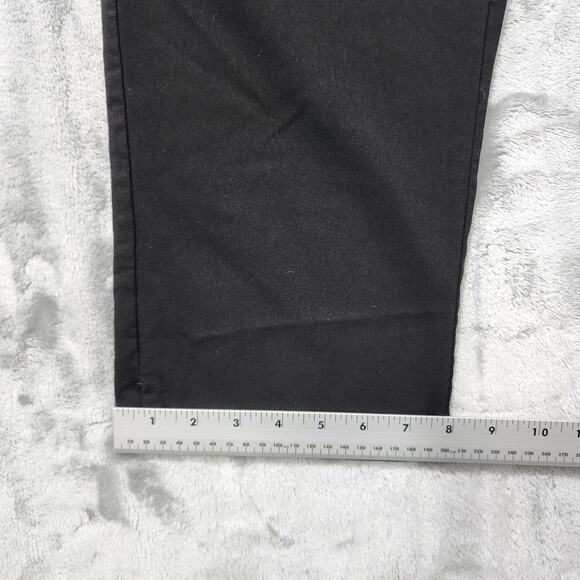 Christopher & Banks Pants Womens 12 Black Signature Slimming Pull On Crop Capri - Picture 9 of 10